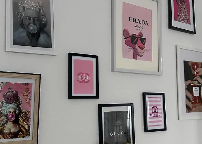 아파트 Premium-apartment Im Duisburger Sueden, Naehe Duesseldorf Flughafen & Messe, Komplett Ausgestattetes Mit Modernen Altbau-flair *