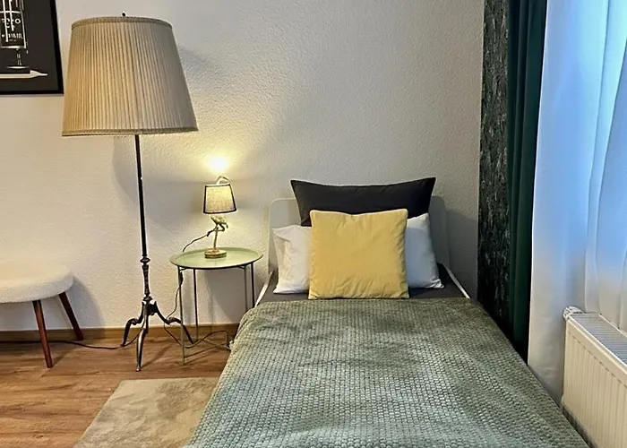 아파트 Premium-apartment Im Duisburger Sueden, Naehe Duesseldorf Flughafen & Messe, Komplett Ausgestattetes Mit Modernen Altbau-flair 뒤스부르크