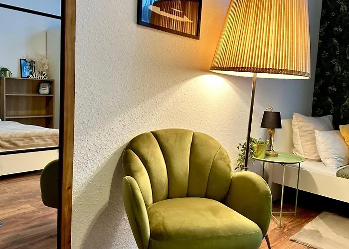 Appartement Premium-apartment Im Duisburger Sueden, Naehe Duesseldorf Flughafen & Messe, Komplett Ausgestattetes Mit Modernen Altbau-flair Duisbourg